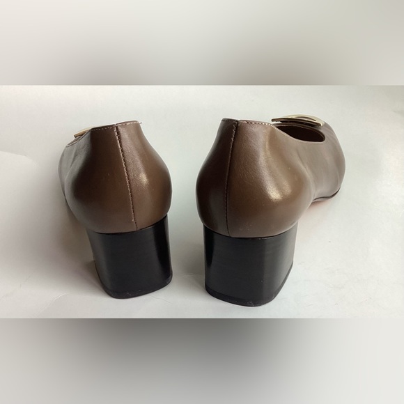 Salvatore Ferragamo Taupe Leather Stacked Heel Rounded Toe Pumps - Picture 3 of 8